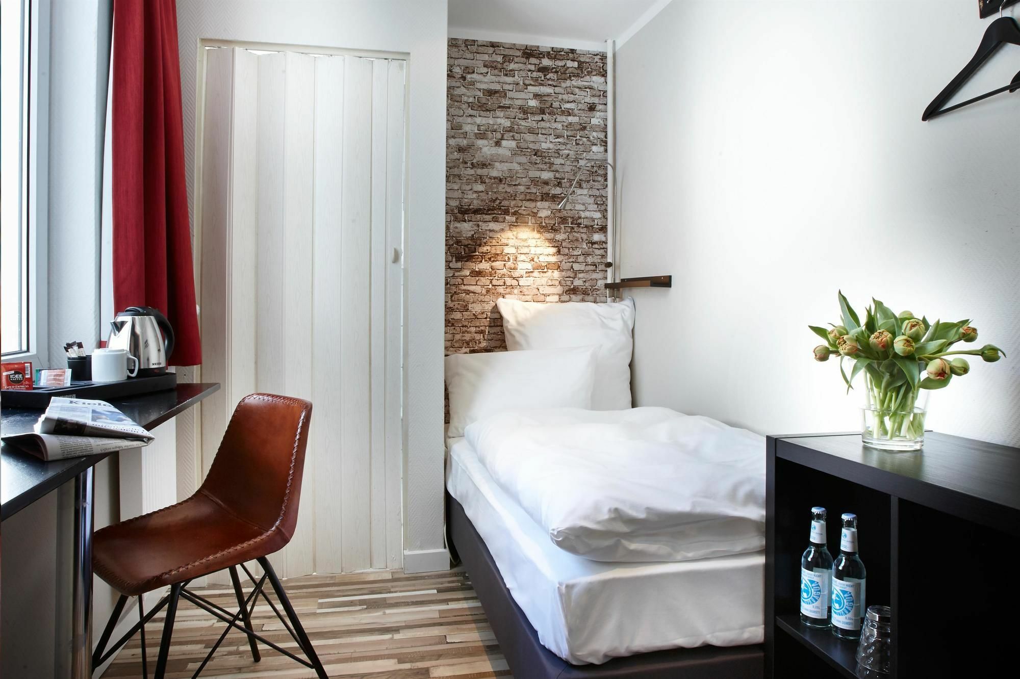 Hotel Liegeplatz 13 Kiel By Premiere Classe Екстер'єр фото